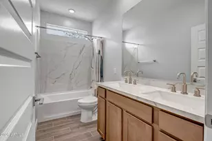 15896 W Desert Hollow Dr, Surprise, AZ 85387 - Photo 19