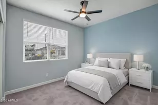 15896 W Desert Hollow Dr, Surprise, AZ 85387 - Photo 17