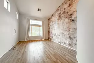 1705 E Yukon Dr, Phoenix, AZ 85024 - Photo 5