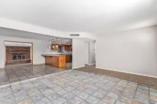 1918 E Palmcroft Dr, Tempe, AZ 85282 - Photo 5