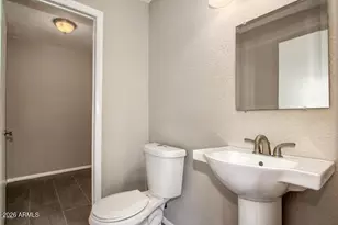 417 E Greenway Dr, Tempe, AZ 85282 - Photo 13