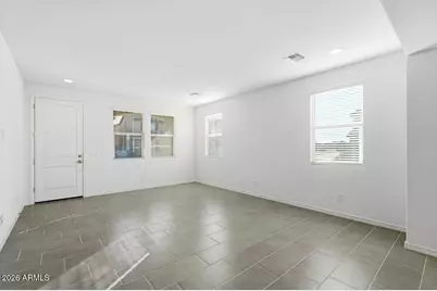 10056 W Piccadilly Road, Avondale, AZ 85392 - Photo 13