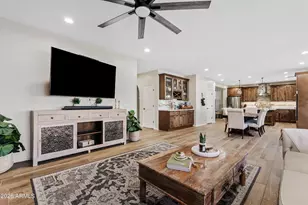 2730 W Silver Fox Way, Phoenix, AZ 85045 - Photo 11