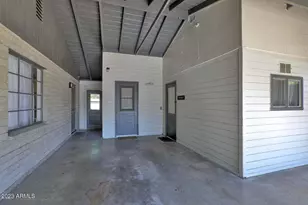 1428 S Oakley Pl, Tempe, AZ 85281 - Photo 17