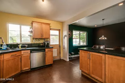 2513 E Turney Avenue, Phoenix, AZ 85016 - Photo 15