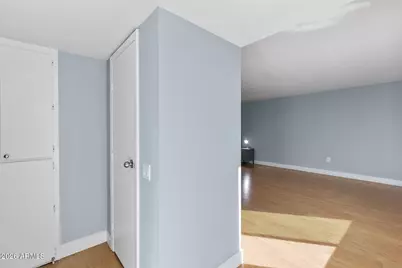 13215 N 98th Avenue #D, Sun City, AZ 85351 - Photo 7