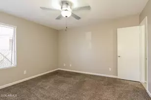 3902 W Davidson Ln, Phoenix, AZ 85051 - Photo 9