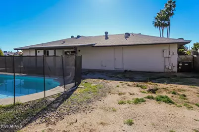 3902 W Davidson Lane, Phoenix, AZ 85051 - Photo 21