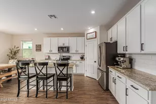 17343 W Daley Ln, Surprise, AZ 85387 - Photo 9