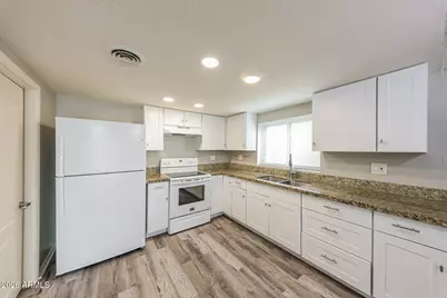 8223 W Roosevelt Street, Peoria, AZ 85345 - Photo 11