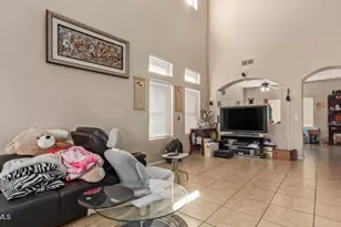 2531 W Lynne Ln W, Phoenix, AZ 85041 - Photo 3