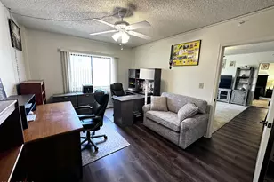 10330 W Thunderbird Blvd, Sun City, AZ 85351 - Photo 11