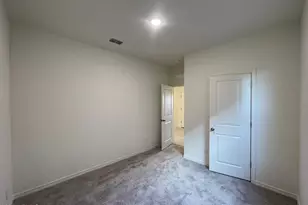 25748 N Poseidon Rd, Florence, AZ 85132 - Photo 3