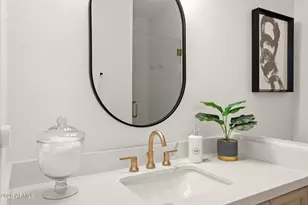 8989 N Gainey Center Dr, Scottsdale, AZ 85258 - Photo 9