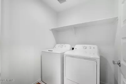 10038 W Piccadilly Road, Avondale, AZ 85392 - Photo 25