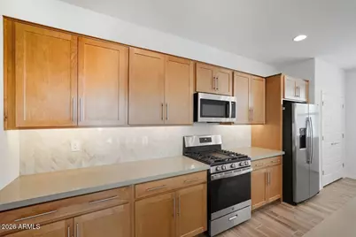 10038 W Piccadilly Road, Avondale, AZ 85392 - Photo 7