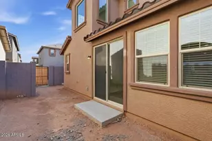 10038 W Piccadilly Rd, Avondale, AZ 85392 - Photo 29