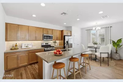 10038 W Piccadilly Road, Avondale, AZ 85392 - Photo 3