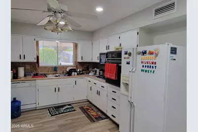 10241 N 109th Avenue, Sun City, AZ 85351 - Photo 25