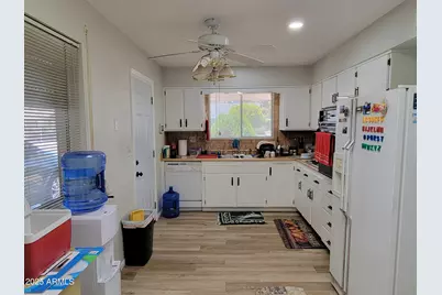 10241 N 109th Avenue, Sun City, AZ 85351 - Photo 23