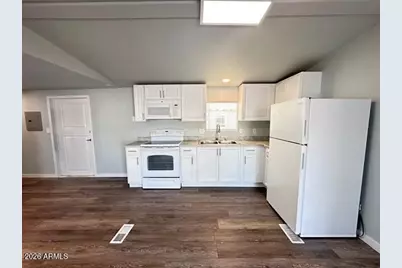 10810 N 91st Avenue #2, Peoria, AZ 85345 - Photo 5