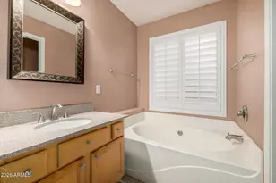 7408 W Abraham Ln, Glendale, AZ 85308 - Photo 17