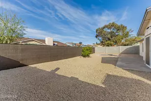 7620 W Wolf St, Phoenix, AZ 85033 - Photo 27