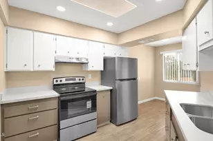 19445 N Star Ridge Dr, Sun City West, AZ 85375 - Photo 17