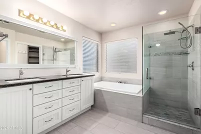 886 W Windhaven Avenue, Gilbert, AZ 85233 - Photo 17