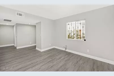 2847 N 46th Avenue #10, Phoenix, AZ 85035 - Photo 7