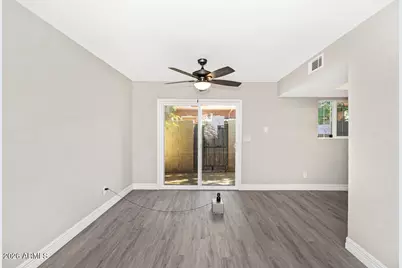 2847 N 46th Avenue #10, Phoenix, AZ 85035 - Photo 11