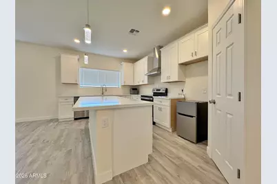 12600 W Loma Vista Drive, Arizona City, AZ 85123 - Photo 7