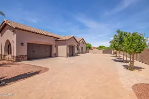 18654 W Solano Dr, Litchfield Park, AZ 85340 - Photo 11