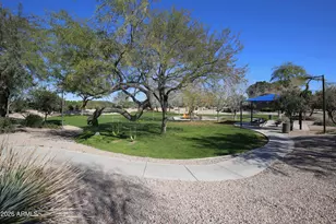 1285 N Evergreen St, Gilbert, AZ 85233 - Photo 35