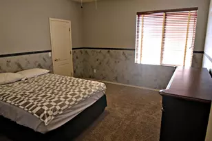 1285 N Evergreen St, Gilbert, AZ 85233 - Photo 25