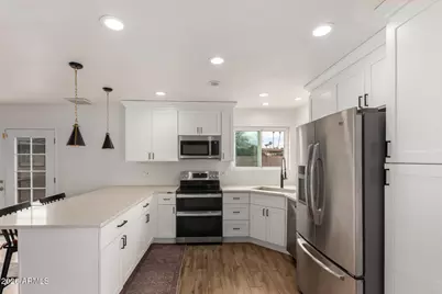 5831 W Campo Bello Drive, Glendale, AZ 85308 - Photo 7