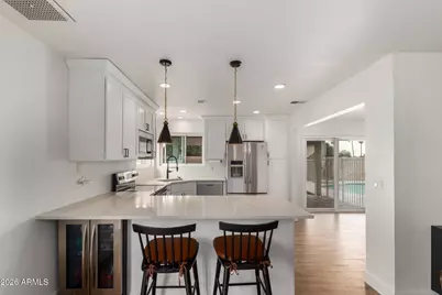 5831 W Campo Bello Drive, Glendale, AZ 85308 - Photo 9