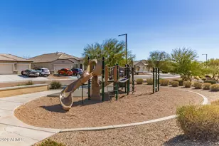26026 N 138th Ln, Peoria, AZ 85383 - Photo 43