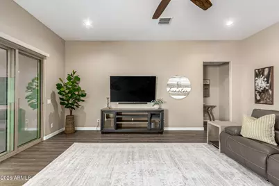 26026 N 138th Lane, Peoria, AZ 85383 - Photo 11