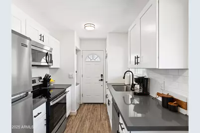 4625 N 73rd Street #1001, Scottsdale, AZ 85251 - Photo 7