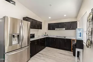 6420 W Van Buren St, Phoenix, AZ 85043 - Photo 9