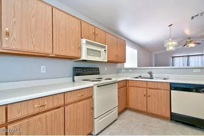 2080 W 20th Avenue, Apache Junction, AZ 85120 - Photo 13