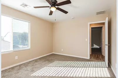 4447 W Crescent Road, San Tan Valley, AZ 85144 - Photo 11