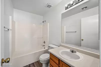 625 S Heritage Drive, Gilbert, AZ 85296 - Photo 13