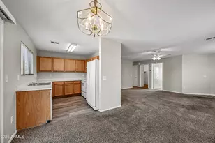 625 S Heritage Dr, Gilbert, AZ 85296 - Photo 5