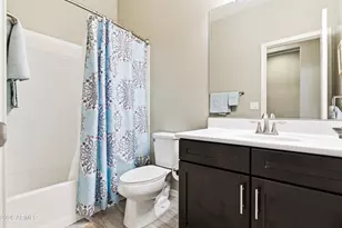 3710 E Branham Ln, Phoenix, AZ 85042 - Photo 5