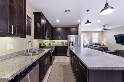 3710 E Branham Lane, Phoenix, AZ 85042 - Photo 11