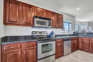 24201 W Desert Bloom St, Buckeye, AZ 85326 - Photo 11