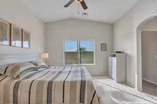 24201 W Desert Bloom St, Buckeye, AZ 85326 - Photo 35