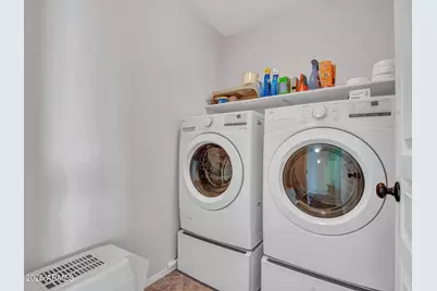 24201 W Desert Bloom Street, Buckeye, AZ 85326 - Photo 21